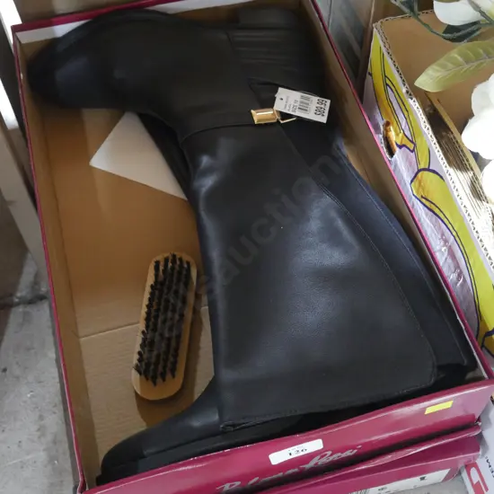 2 pair women's boots, as new