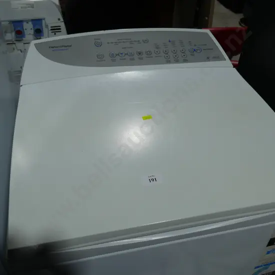F&P washing machine