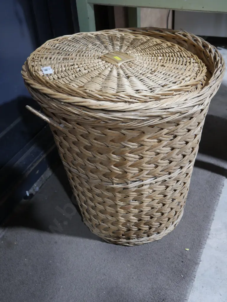 Cane basket Image 1++