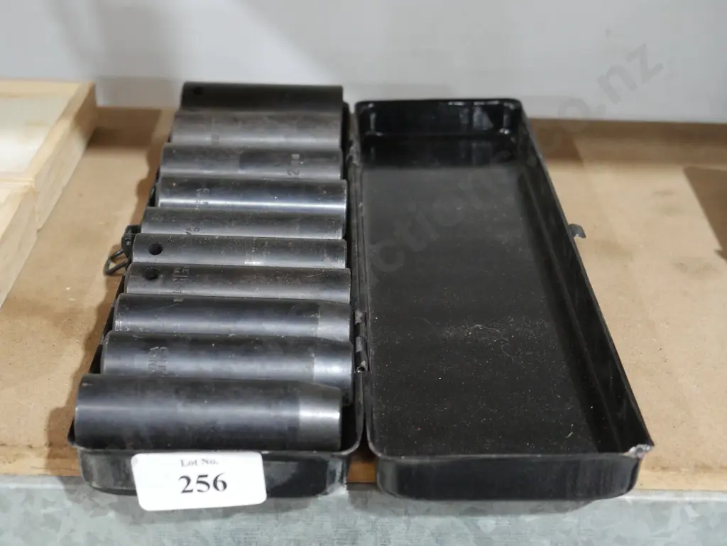 10 piece socket set Image 1++