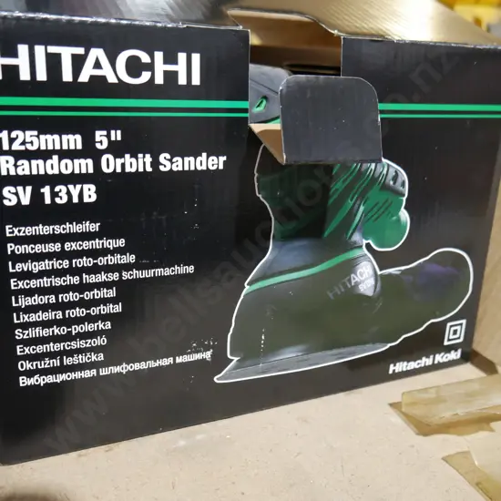 Hitachi orbital sander