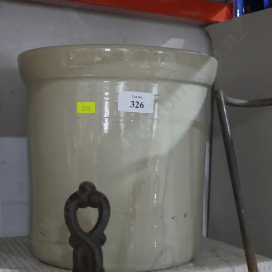 Timaru potteries wide mouth croc