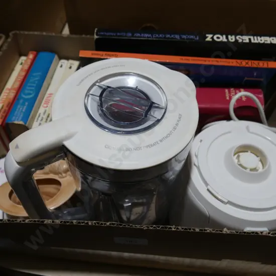 Kitchen blender , books