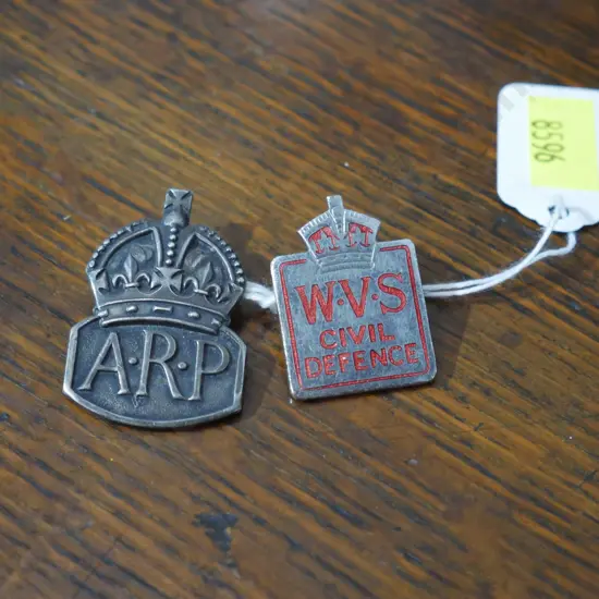 2 war badges