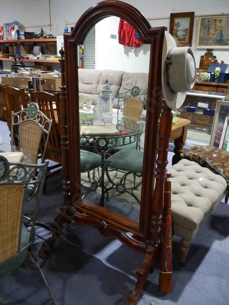 Cheval mirror Image 1++