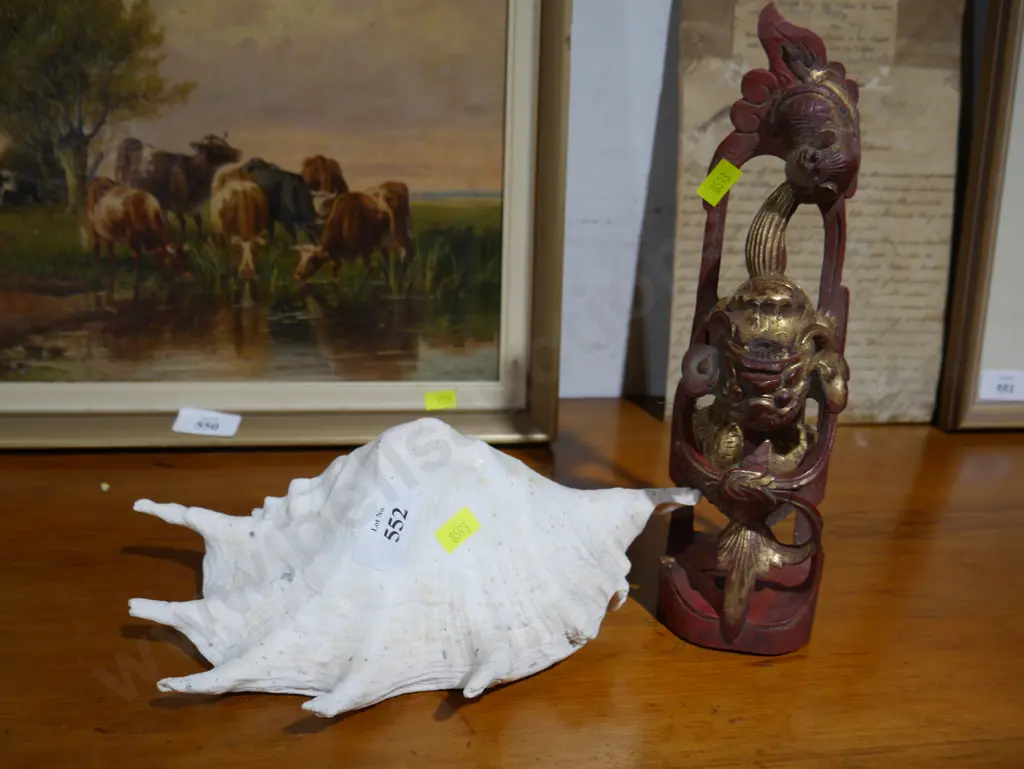 Shell and wooden Oriental ornament Image 1++