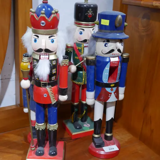 Nutcracker soldiers