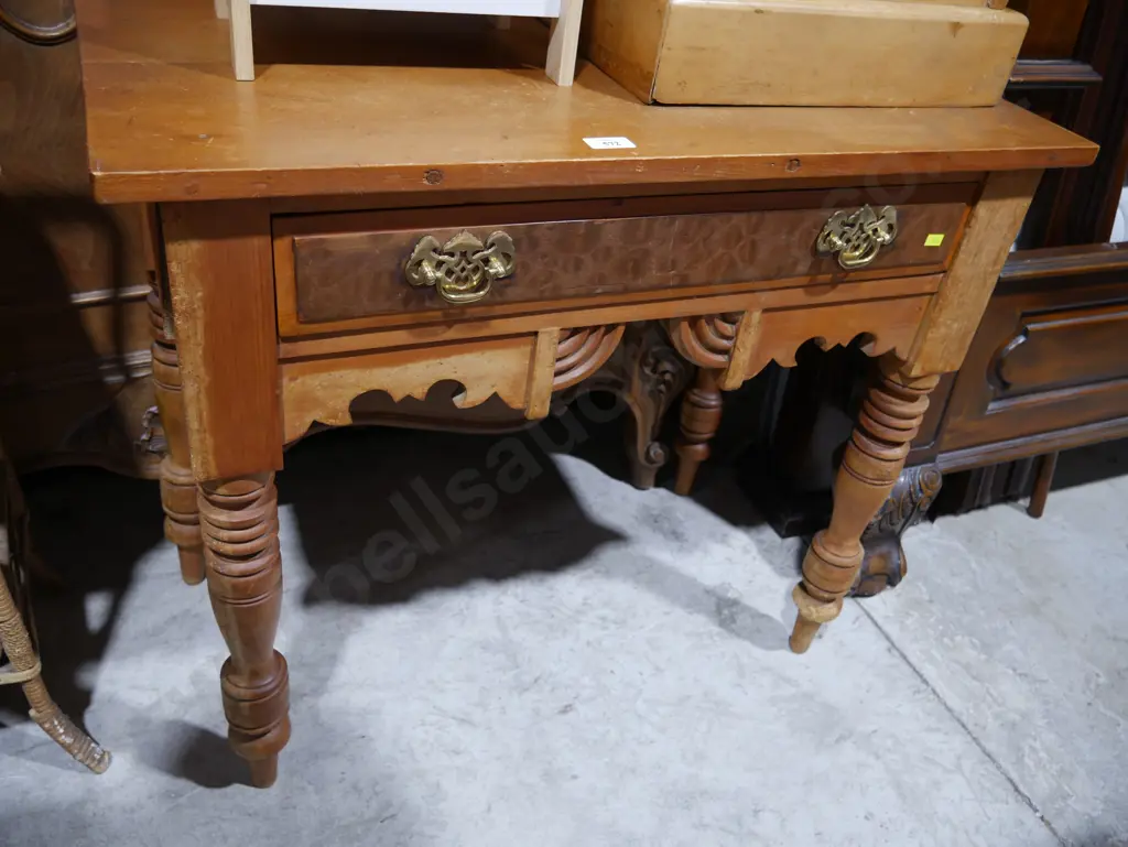 1 drawer hall table Image 1++