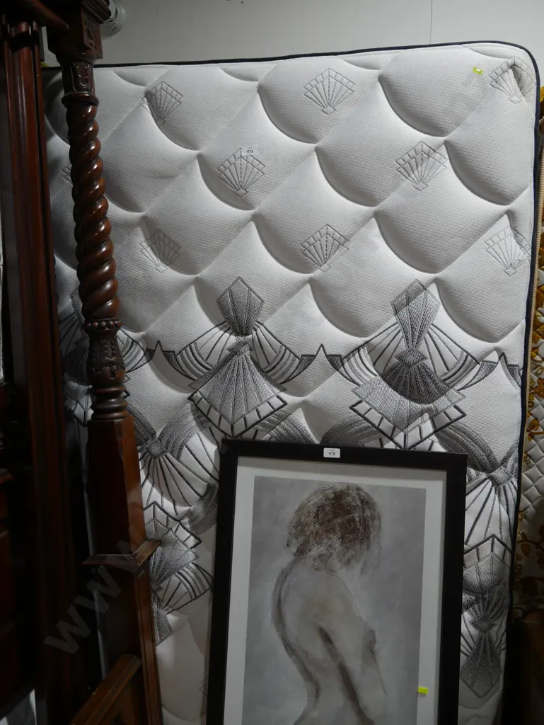 Double bed Image 1++