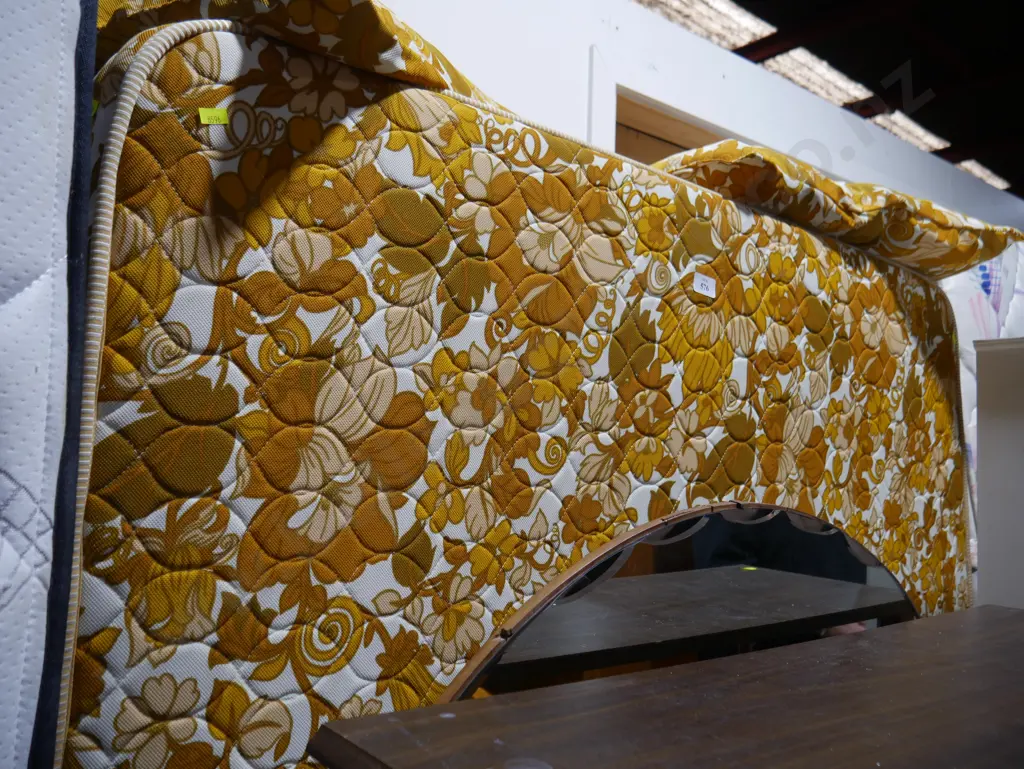 Double bed Image 1++