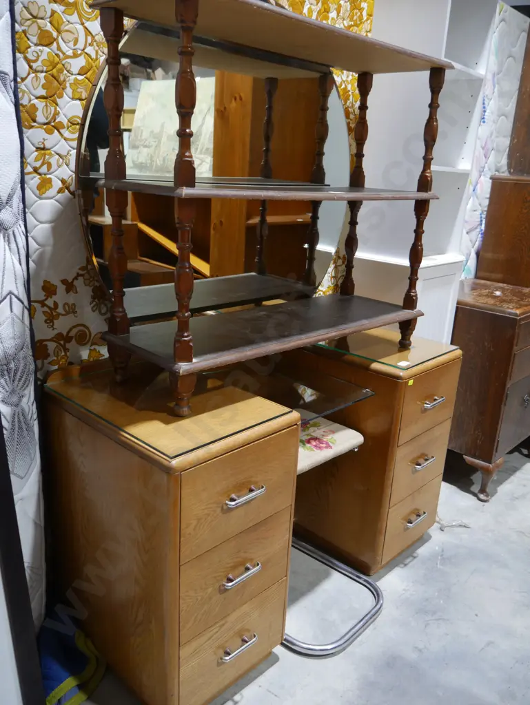 Mirror back dresser Image 1++