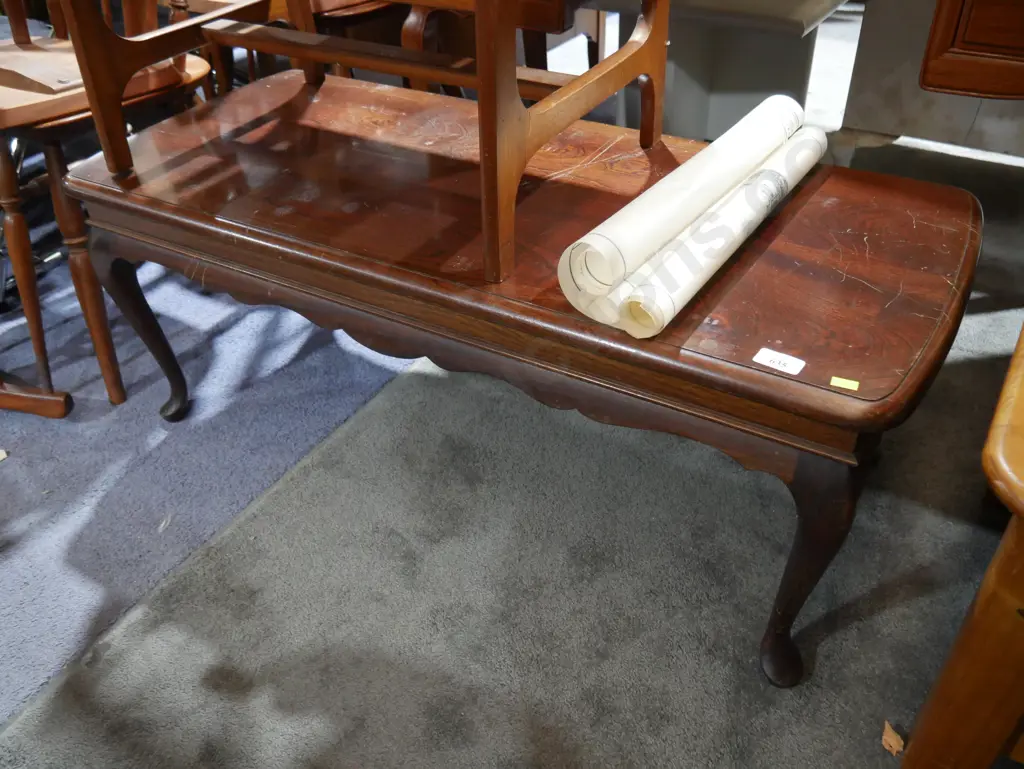 Coffee table Image 1++