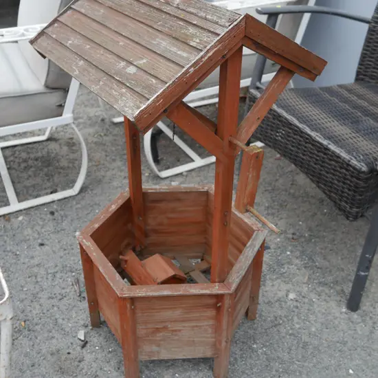 Mini wooden wishing well