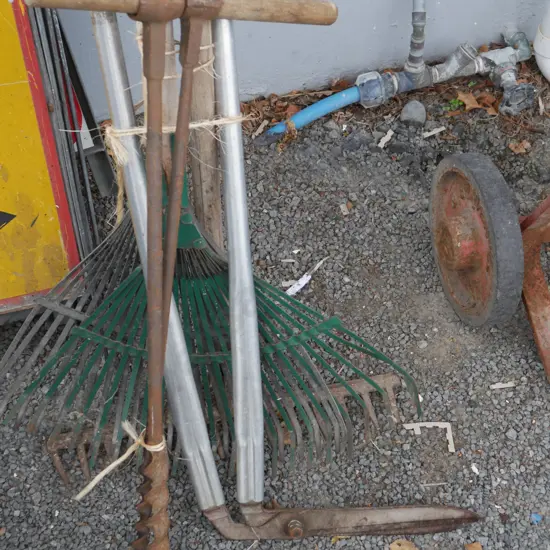 Garden tools