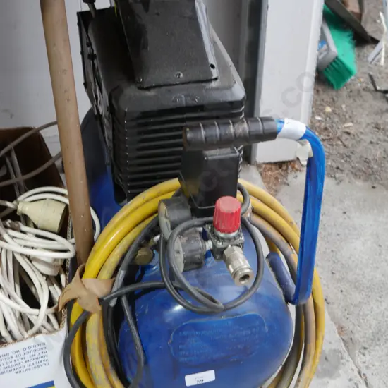 Air compressor