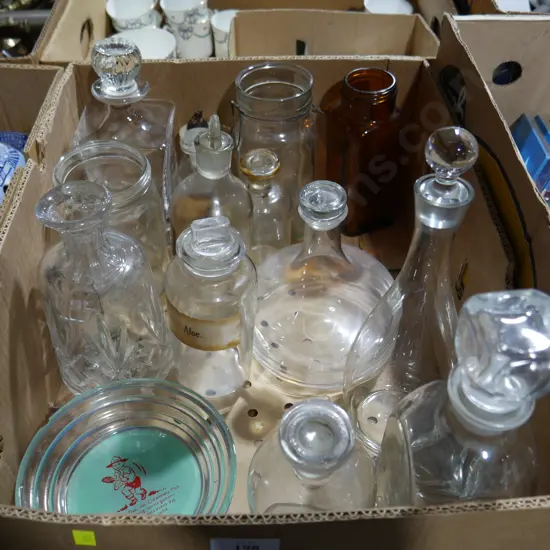 Bottles, decanters etc