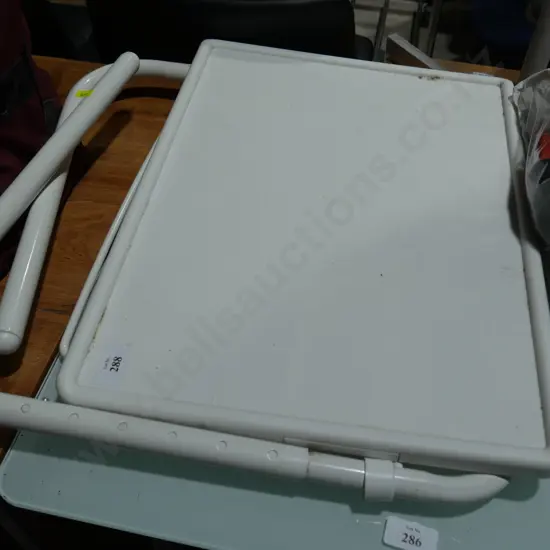 Adjustable, portable laptop desk