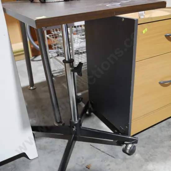 Mobile laptop table and instrument