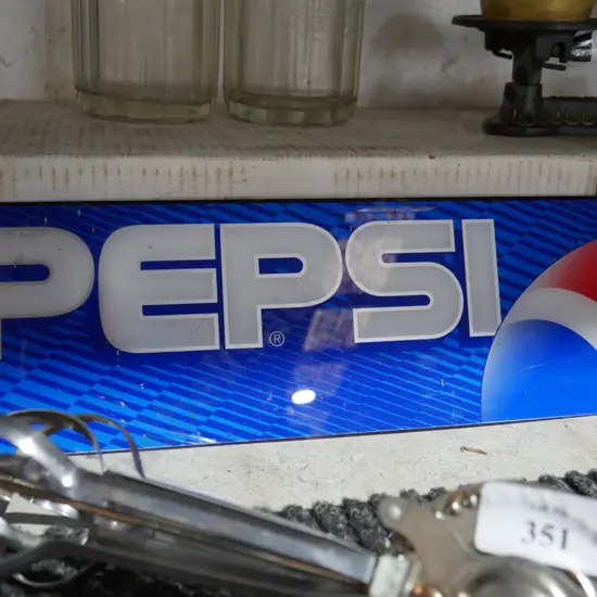 Pepsi sign