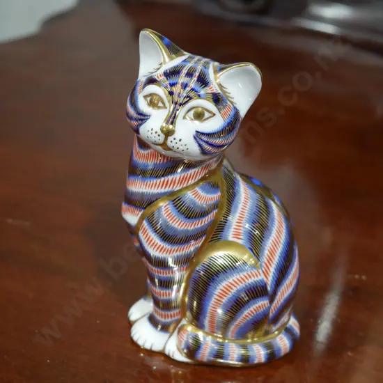 Royal Crown Derby cat