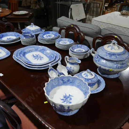 Spode "Camilla" Copeland dinner set
