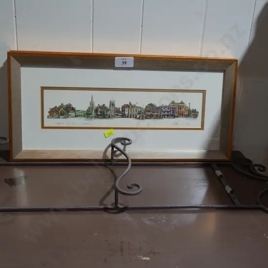 2 frame prints with stand