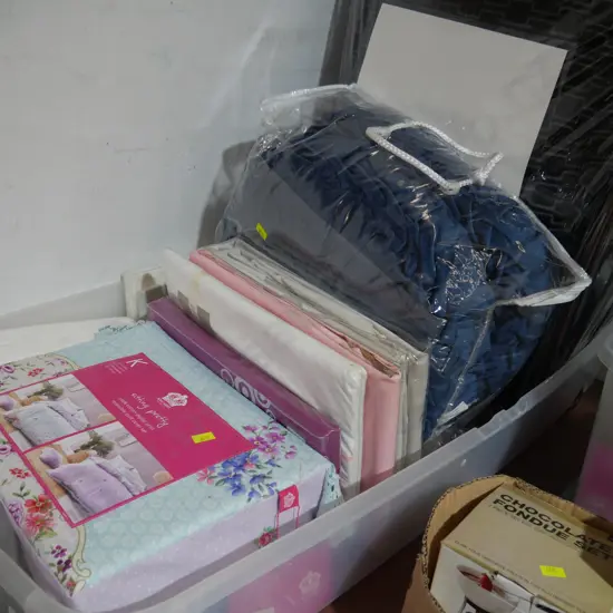 Assorted bedding, sheets
