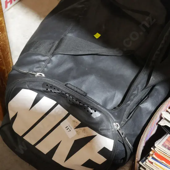 Sports bag, cushions