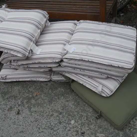 Outdoor cushions