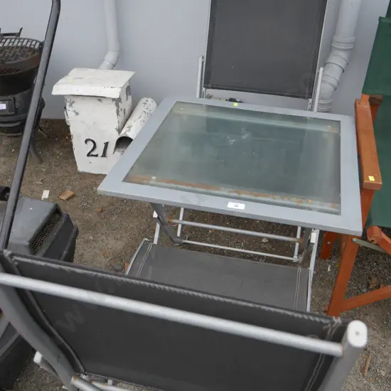 Folding outdoor table and 2 chairs