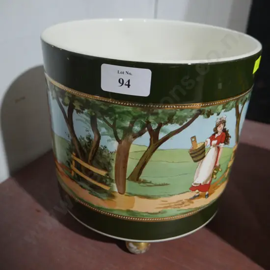 Porcelian jardiniere