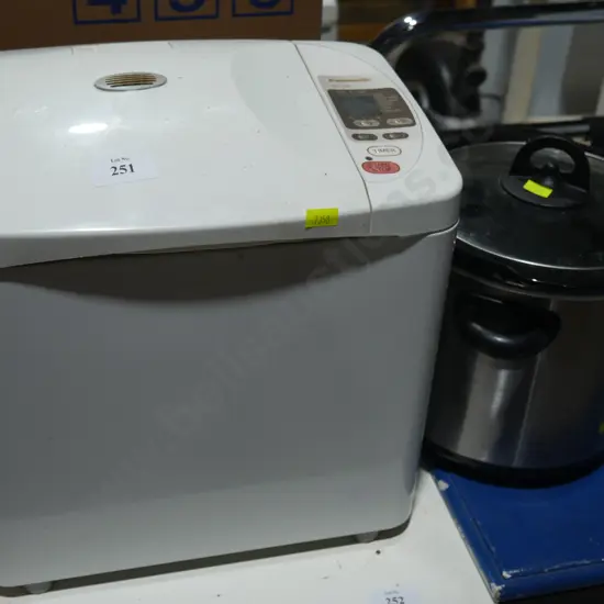 Breadmaker and slow cooker