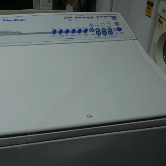 F&P Washing machine