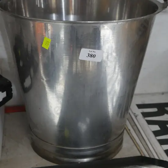 Stainless steel bucket