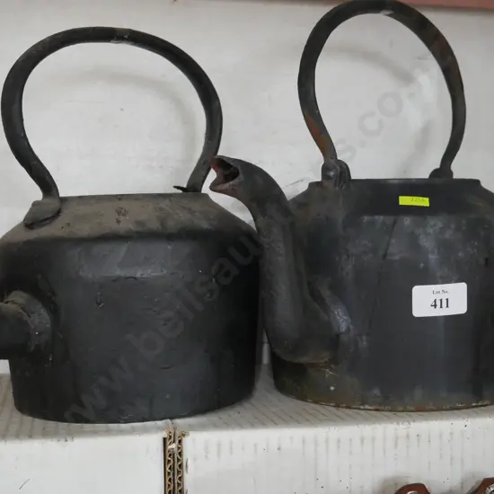 Cast iron Kettles