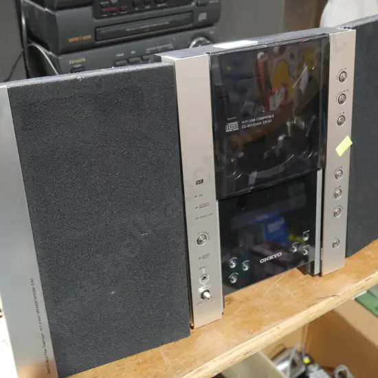 Onkyo stereo