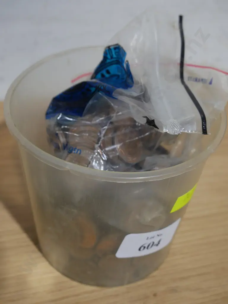 1 and 2 cent pieces Image 1++