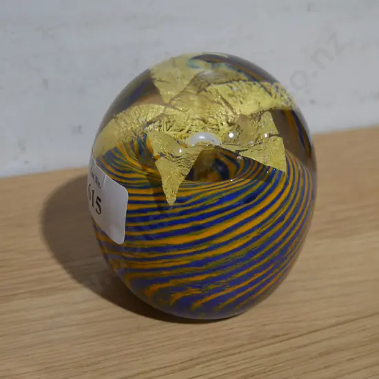 Glass paperweight