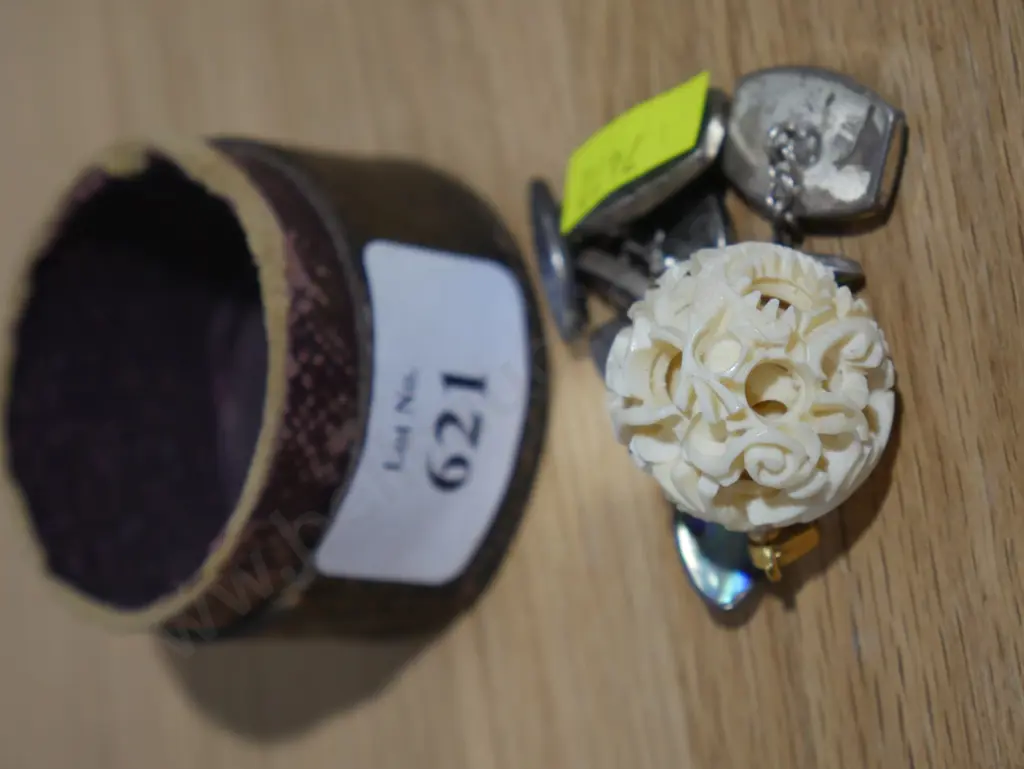 Ivory Canton ball etc Image 1++