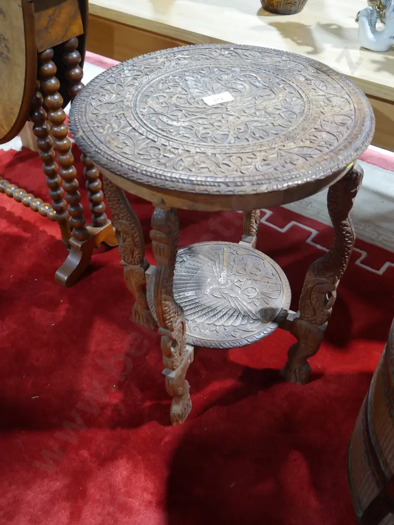 Carved plant table Image 1++