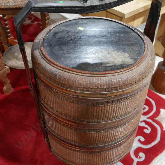 Oriental food container