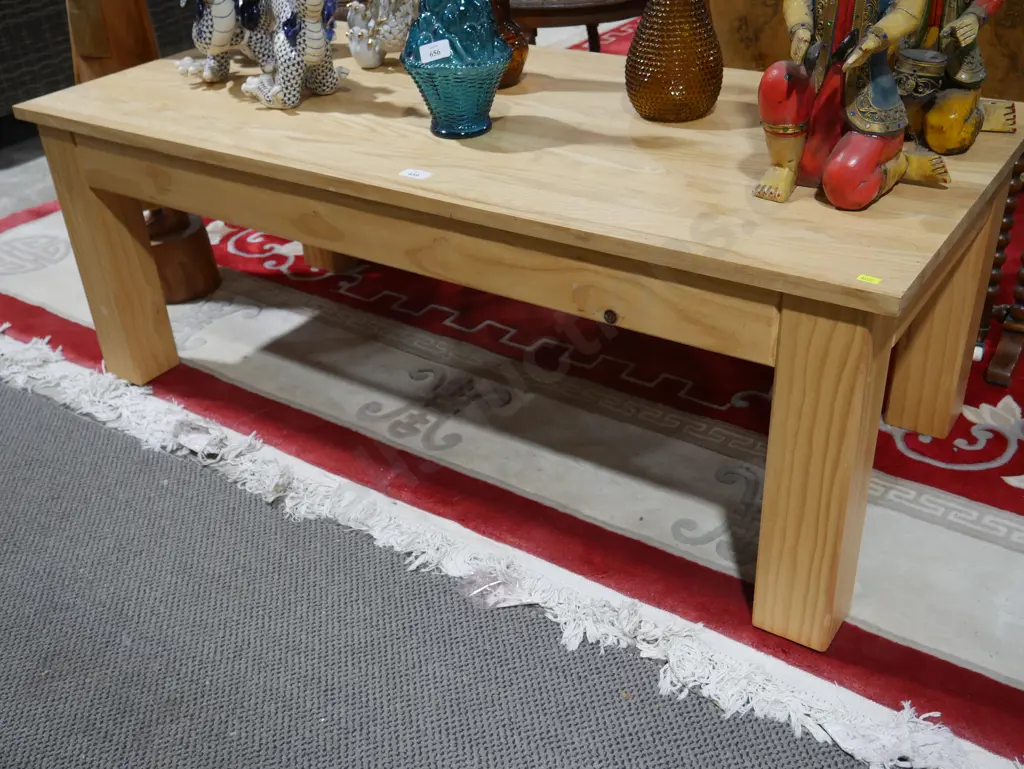 Coffee table Image 1++