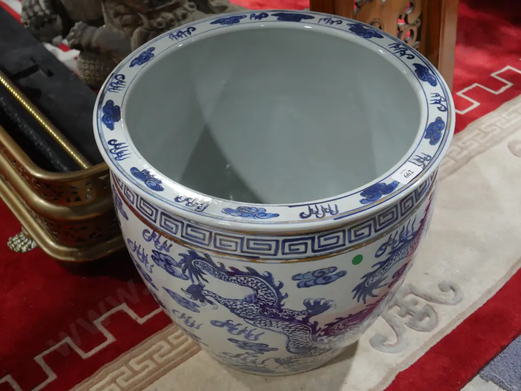 Oriental plant pot Image 1++