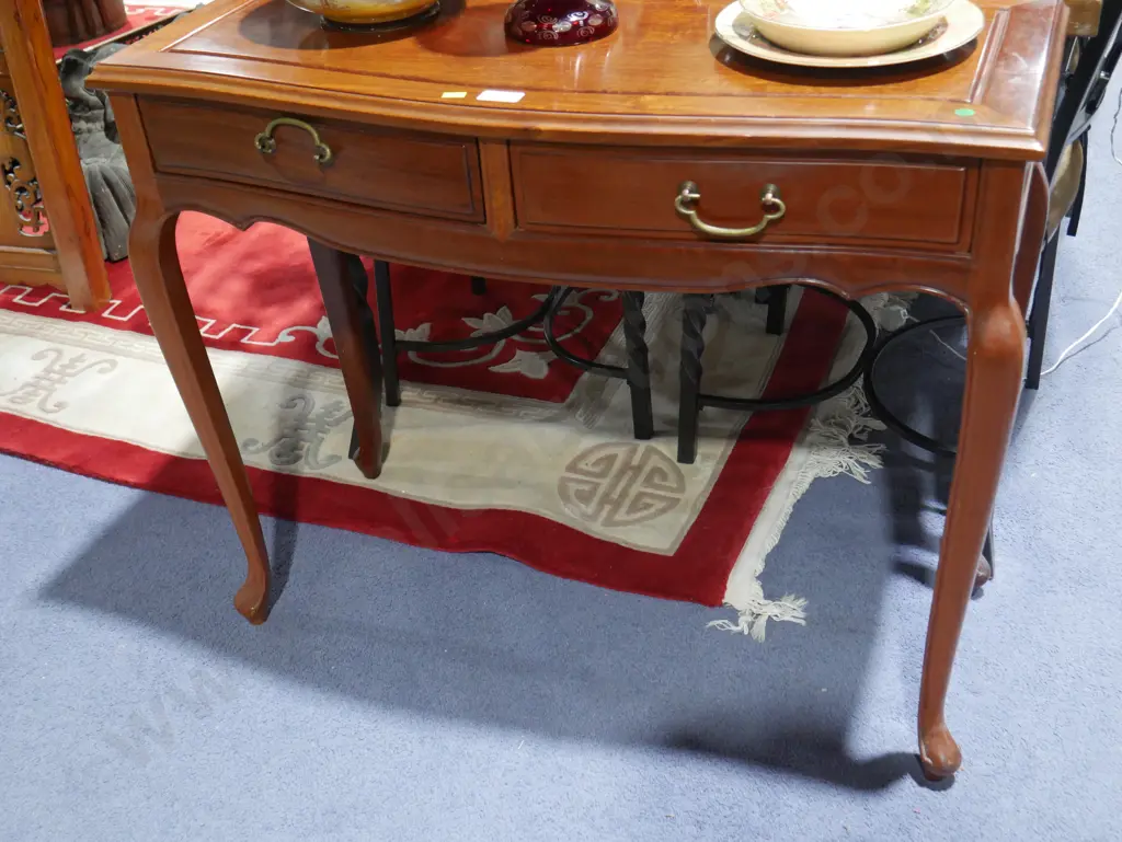 Hall table Image 1++