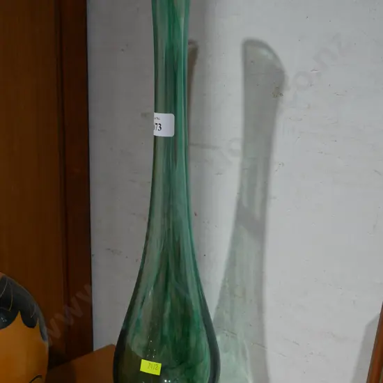 Glass vase