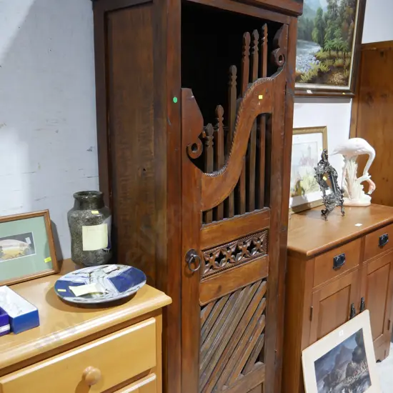 Oriental cabinet