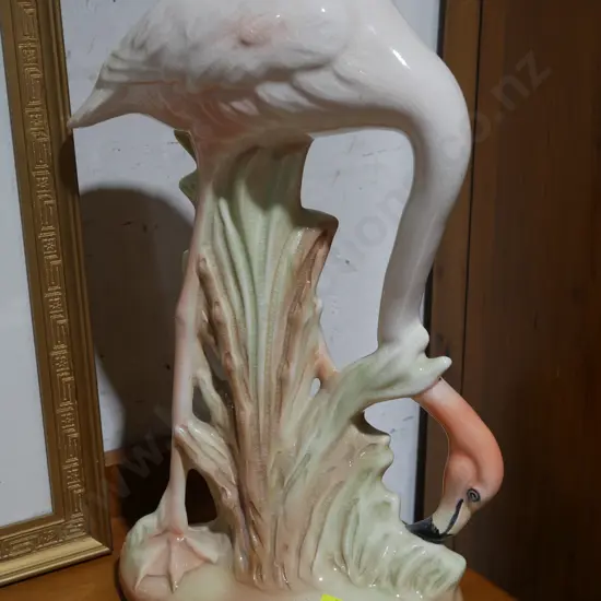 Figurine flamingo