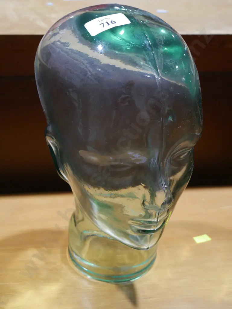 Glass head Image 1++