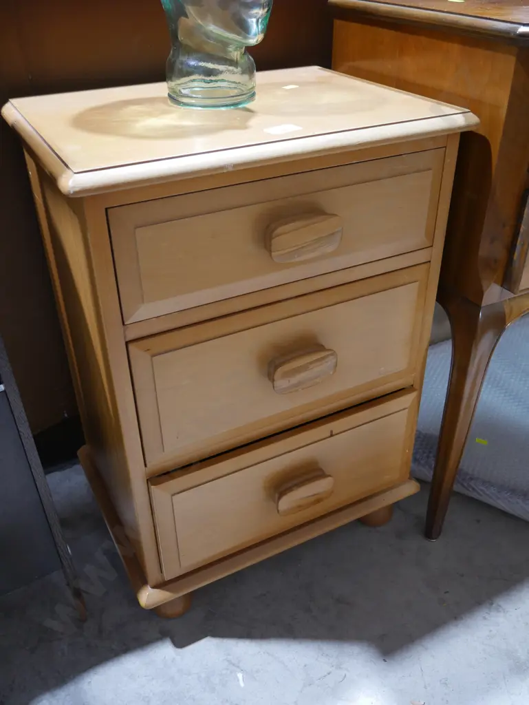 Bedside drawers Image 1++