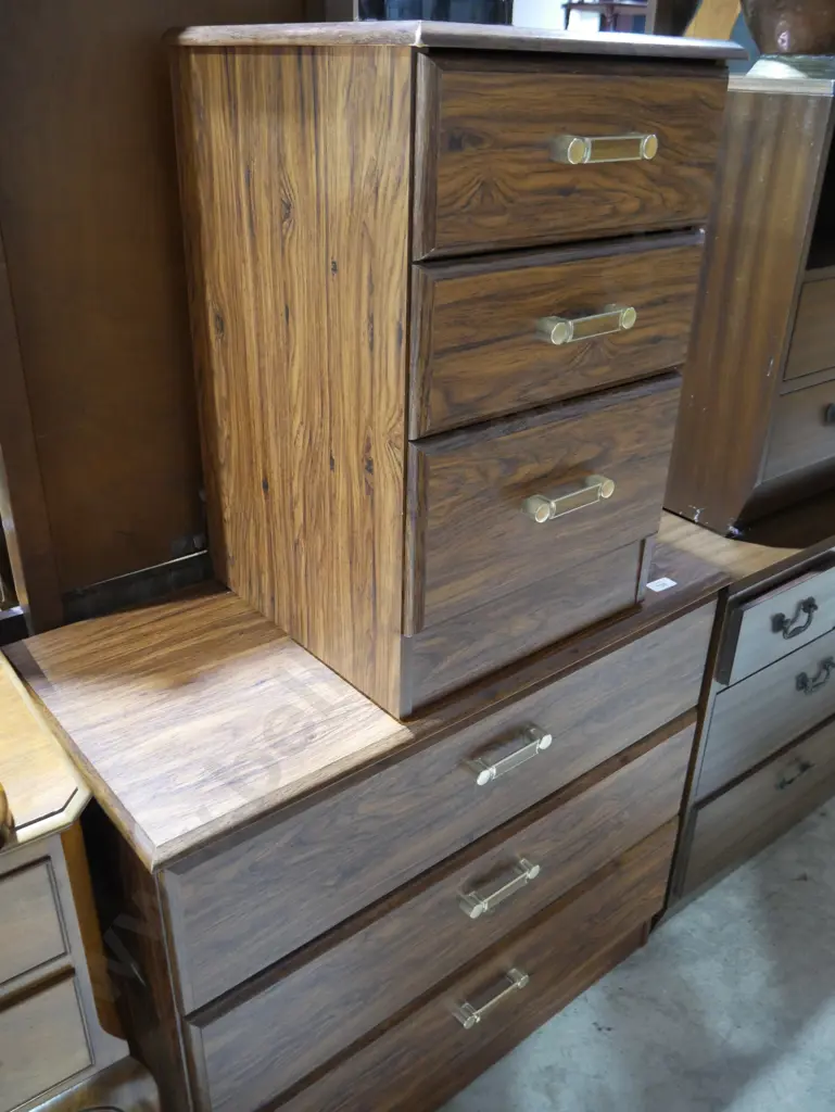 Lowboy and bedside drawers Image 1++